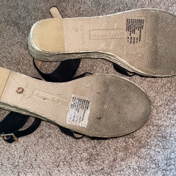 Open Toe Black Sandal 4” Wedge Heels 7.5 - Picture 6 of 6